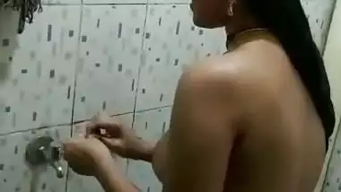 Young wife nude bath under shower viral show