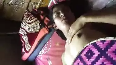 Bangladeshi boob play video to arouse your mood