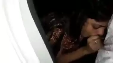 Mallu girl sucking cock in car