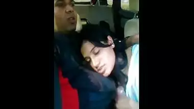 Office girl sucking dick of her boss in car