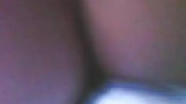 Indian aunty getting her large tits and saggy cunt 