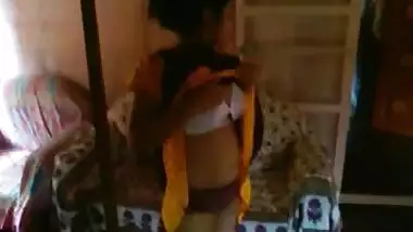 lucknow bhabhi ghalaza boob show