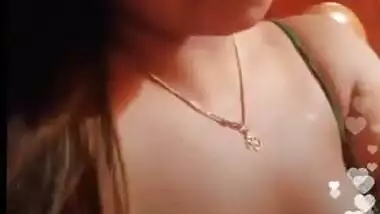 huge juicy boob desi girl live