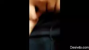Desi cute hijabi girl outdoor pussy fing by her bf