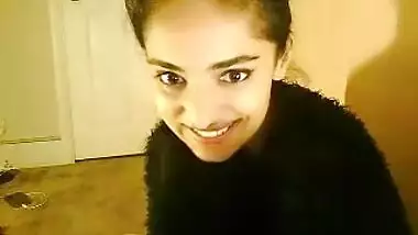 Cutest desi babe ever on webcam showing boobs and teasing boyfriend