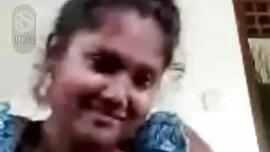 Tamil girl teasing big boobs viral show on call