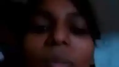 North Indian girl selfie show (beware of loud music)