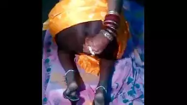 Village aunty anal dildo sex videos