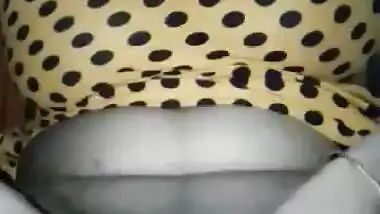 Bangladeshi Girl Showing Her Pussy