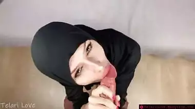 World’s best blowjob by the sexy Pakistani babe