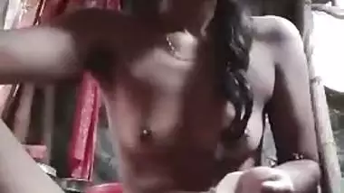 Skinny Desi village girl’s nude show on selfie camera