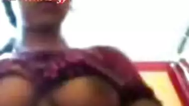 South indian Massage Girl doing hanjob & release the CUM