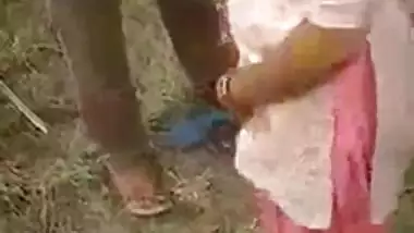 Village Bhabhi outdoor sex video shared online
