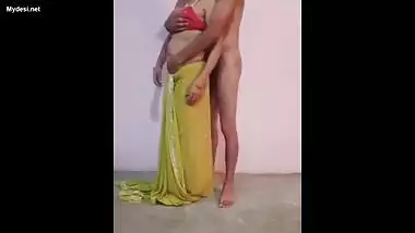 Bhabhi in sare having sex