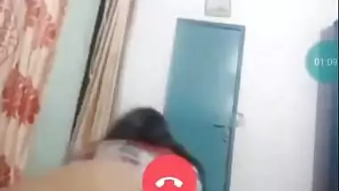 Paki Girl Showing AssHole