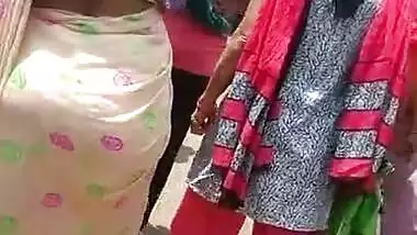 big ass ever desi gujju aunty in saree 
