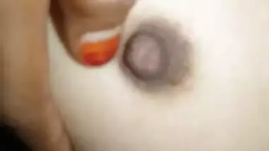 Sexy Indian cute nipple show video