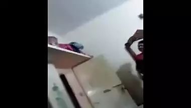 Bengali sex clip of desi bhabhi engulfing large black dong
