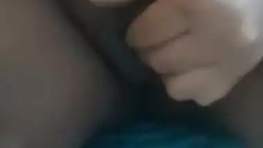 Chubby Bangla fingering pussy