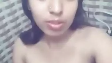 Horny Kerala girl showing boobs and take selfie video for Bf