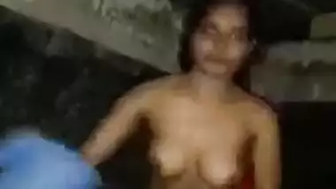 Dehati wife exposed washroom unseen solo naked MMS episode
