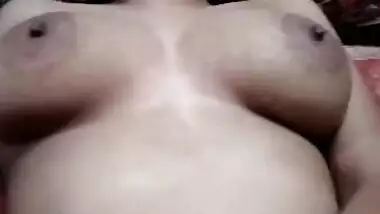Southindian Housewife HUGE Soft Boobs and Nipples