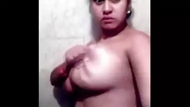 Indian big boobs village bhabhi naked in bathroom
