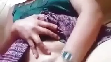 Horny unsatisfied girl fingering pussy selfie