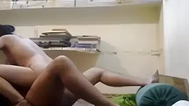 Tenant fucks his landlady in the aunty sex video