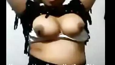 a boobs aunty girls