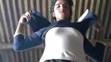 Hot Indian village girl selfie nude video