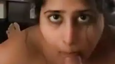 Desi cute bhabi suck her husband dick
