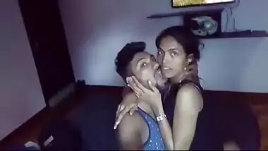 HD Indian sex mms of Hyderabad office pair