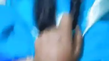 Desi chudai of Bhabhi lying on bed in blue saree