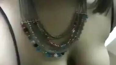 Desi bhabi show her bog boob selfie cam video