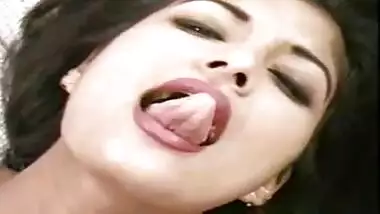 Nadia Nyce Is An Indian Cum-Slut
