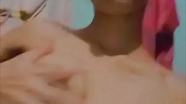 Slim desi horny girl fingering pussy viral nude