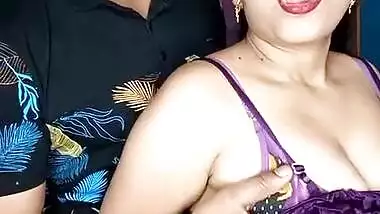 Hema Bhabhi sexy romance on live cam show