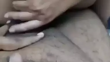 Big boob whore’s Indian blowjob makes guy cum profusely