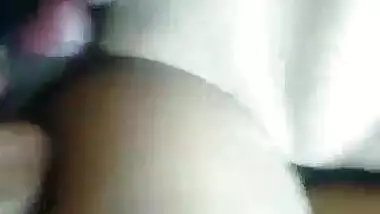 Rich indian guy sex mms with local randi in car