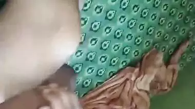 Shaved pussy with bubbly boobs of desi girl
