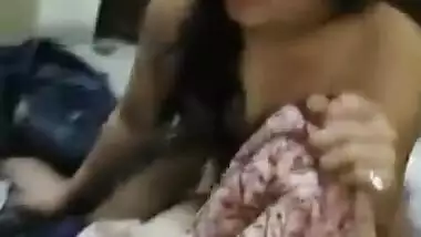 Sexy Indian Gf Exposed By Bf In Hotel Room