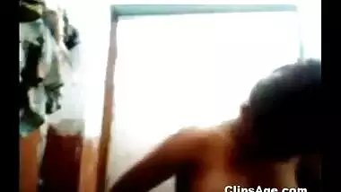 Self made nude bath video of Indian desi girl Gayathri from Karnataka