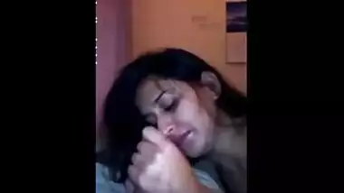 Hot Pune Babe Gives Blowjob Like A Complete Pro