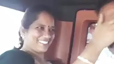 Sxxie Videos Wwww - Mature mallu bhabhi illicit sex inside car indian sex video