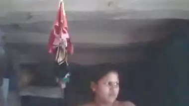 Desi Ruby bhabhi stripping saree playing with melons