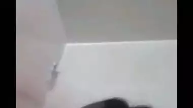 Desi girl untouched boobs showing video for lover