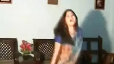 Bangladeshi Hot Girl Sexy Dance