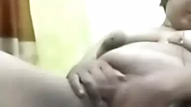 Nude Indian fingering bhabhi shows bald pussy