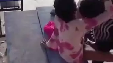 Desi college gal sex with her bf on bench